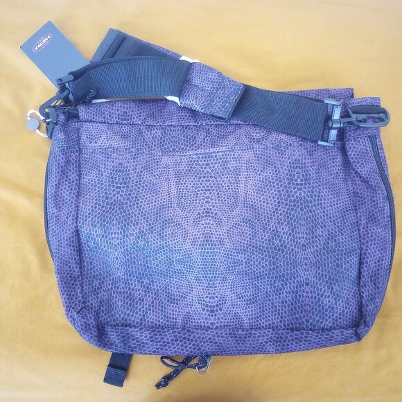 Eastpak-Delegate Ek076 purple and black snake skin pattern 20L shoulder bag -NWT - Picture 4 of 9